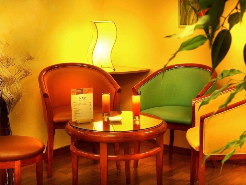 Ibis Brignoles Provence Verte Εξωτερικό φωτογραφία