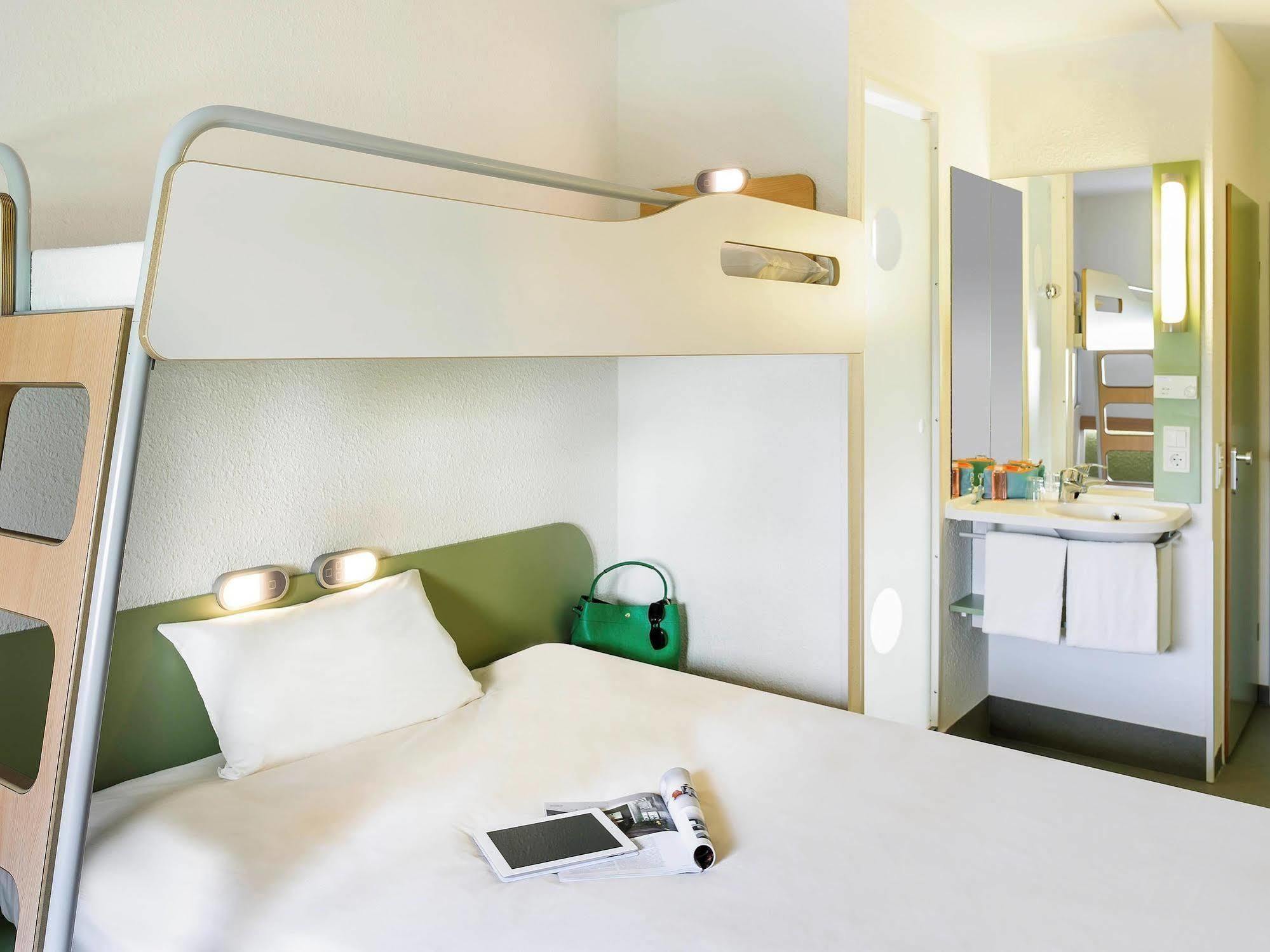 Ibis Brignoles Provence Verte Εξωτερικό φωτογραφία