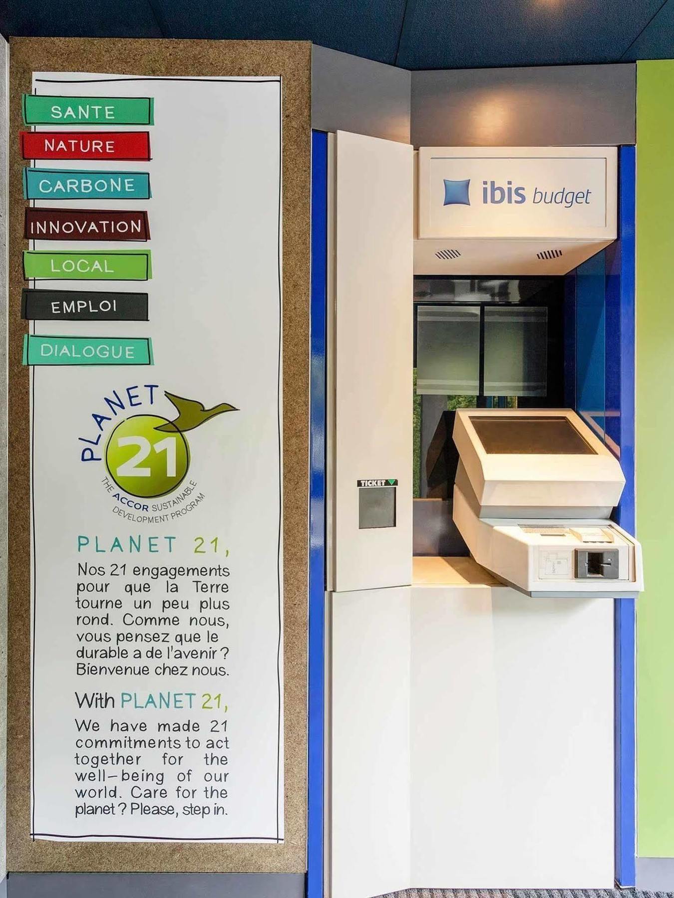 Ibis Brignoles Provence Verte Εξωτερικό φωτογραφία